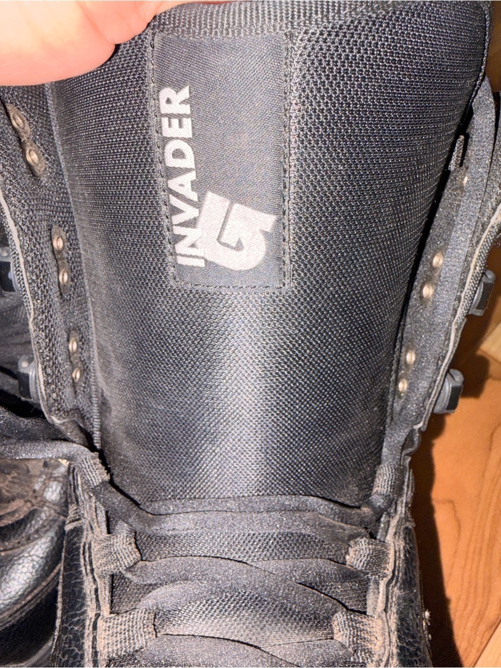 Burton Black Invader Snowboard Boots - Picture 10 of 11